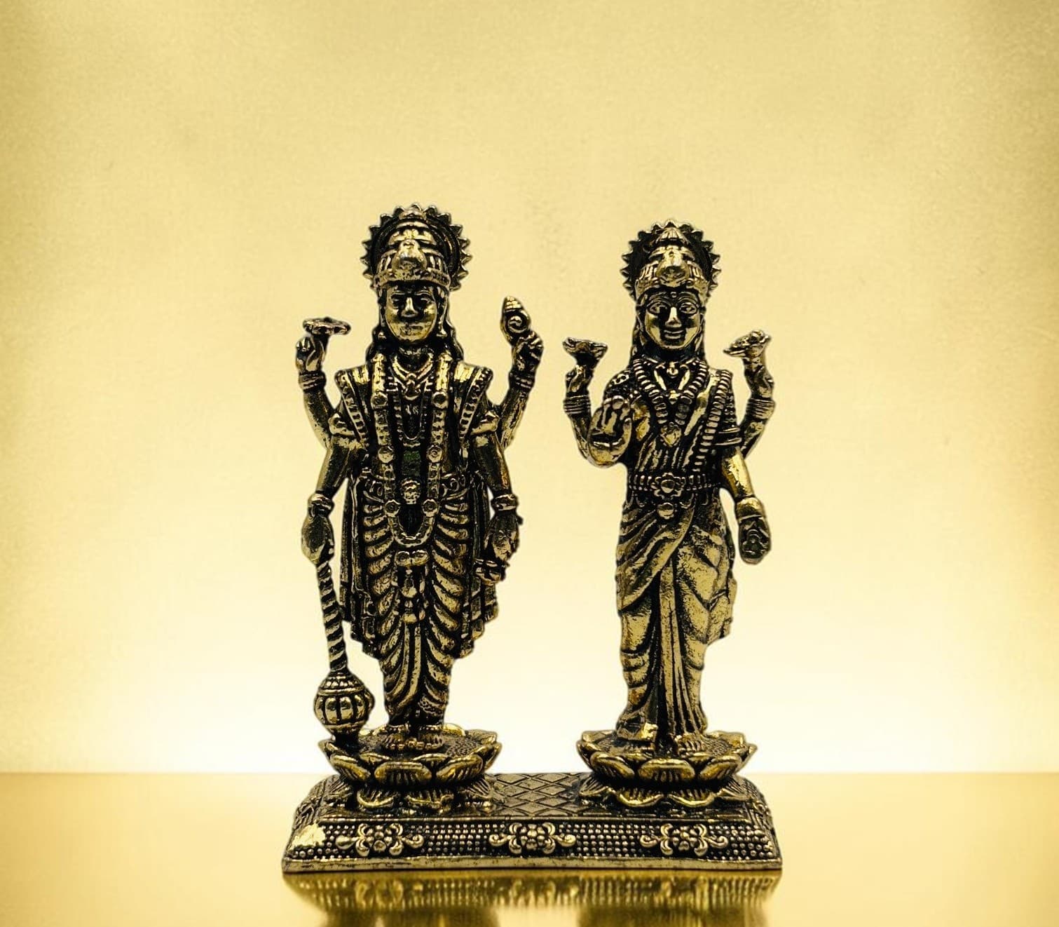 Laxmi Narayan Metal Idol Statue – 66g Decorative Murti for Home Temple, Office & Gift